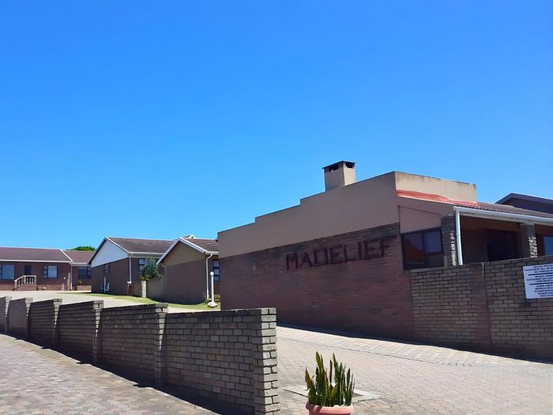 3 Bedroom Property for Sale in Heiderand Western Cape